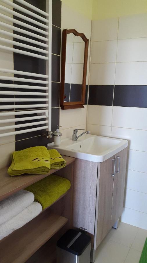 Apartman Ella - Tabor -Cz - U Stadionu Miru 1735 Eksteriør billede