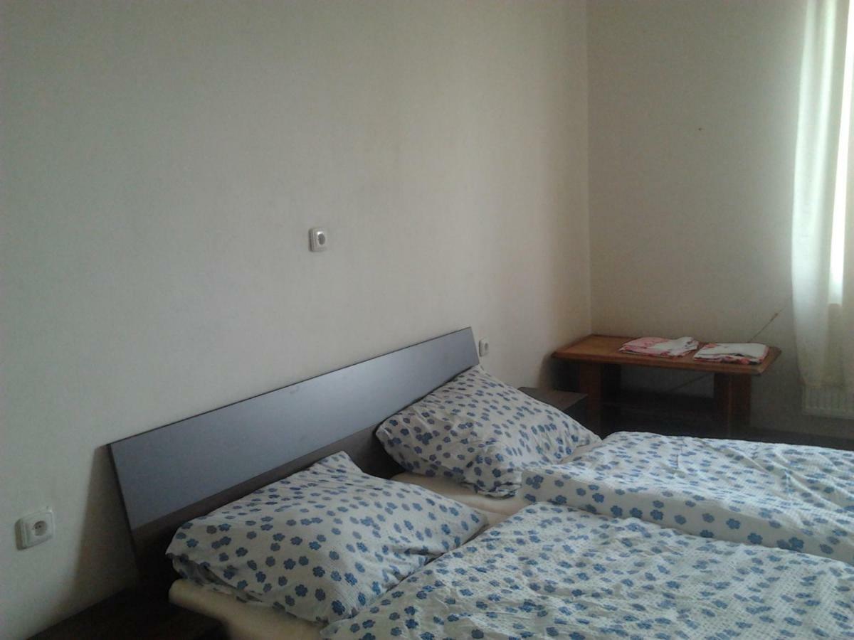 Apartman Ella - Tabor -Cz - U Stadionu Miru 1735 Eksteriør billede